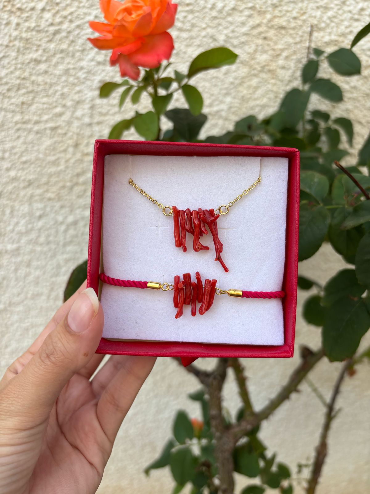 Coral Set ( Bracelet + Necklace )