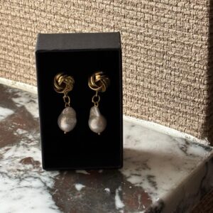 Perla earrings
